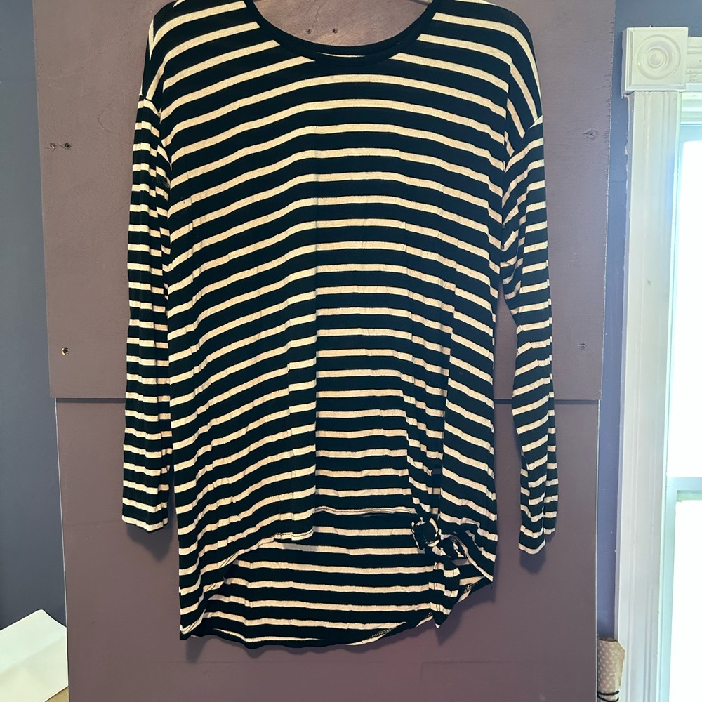 Torrid super soft tie front long sleeve tee striped 00